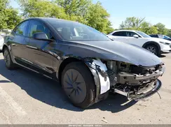 5YJ3E1EA7TF176975 2026 TESLA MODEL 3