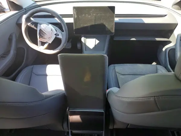 5YJ3E1EA7TF202006 2026 TESLA MODEL 3 - Image 8
