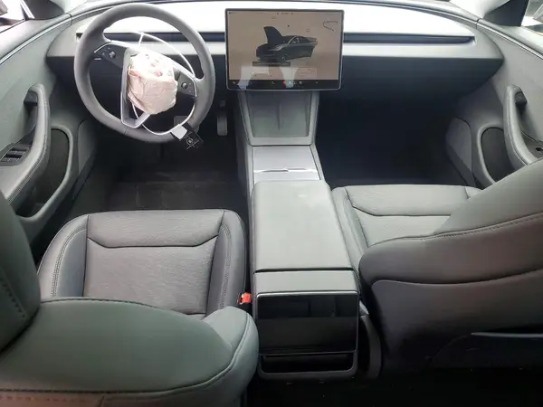 5YJ3E1EA7TF202328 2026 TESLA MODEL 3 - Image 8