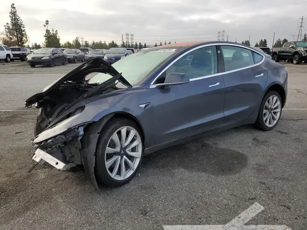 5YJ3E1EA8JF003429 2018 TESLA MODEL 3 - Image 1