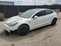 5YJ3E1EA8JF004354 2018 TESLA MODEL 3