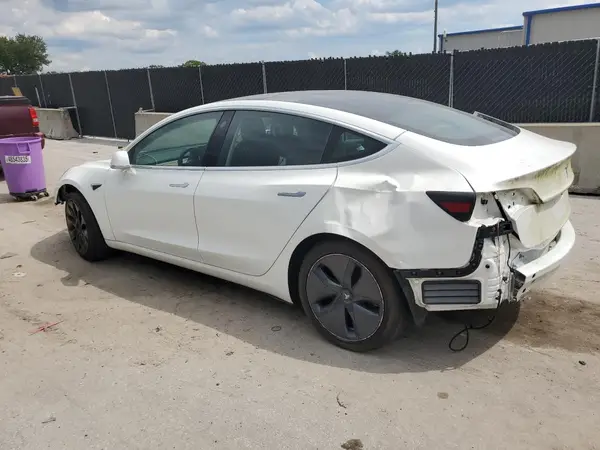 5YJ3E1EA8JF004354 2018 TESLA MODEL 3 - Image 2