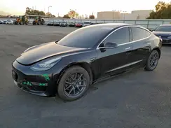 5YJ3E1EA8JF004807 2018 TESLA MODEL 3