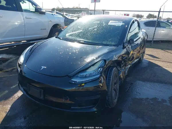 5YJ3E1EA8JF004872 2018 TESLA MODEL 3 - Image 2