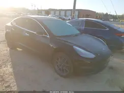 5YJ3E1EA8JF004922 2018 TESLA MODEL 3