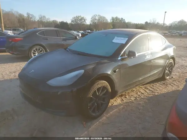 5YJ3E1EA8JF004922 2018 TESLA MODEL 3 - Image 2