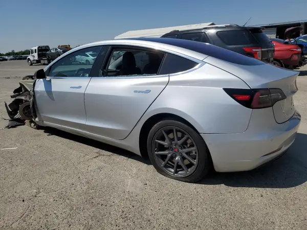 5YJ3E1EA8JF007027 2018 TESLA MODEL 3 - Image 2