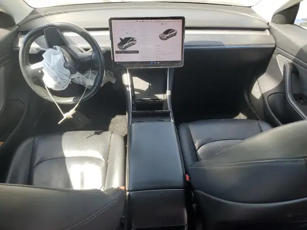 5YJ3E1EA8JF007027 2018 TESLA MODEL 3 - Image 8