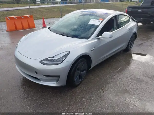 5YJ3E1EA8JF007061 2018 TESLA MODEL 3 - Image 2
