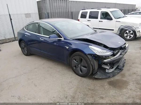 5YJ3E1EA8JF009036 2018 TESLA MODEL 3 - Image 1