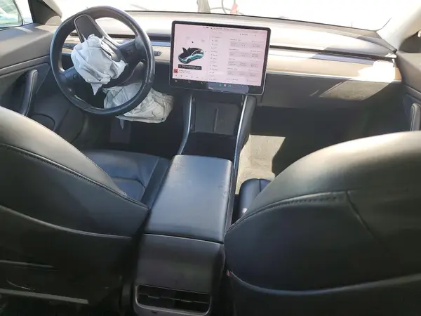 5YJ3E1EA8JF010624 2018 TESLA MODEL 3 - Image 8