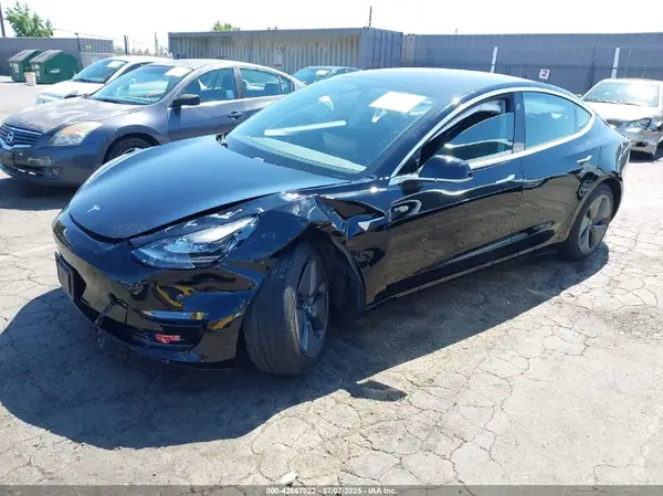 5YJ3E1EA8JF011465 2018 TESLA MODEL 3 - Image 2