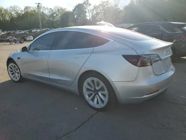 5YJ3E1EA8JF015239 2018 TESLA MODEL 3 - Image 2