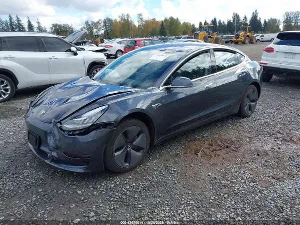 5YJ3E1EA8JF016262 2018 TESLA MODEL 3 - Image 2