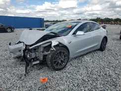 5YJ3E1EA8JF016584 2018 TESLA MODEL 3