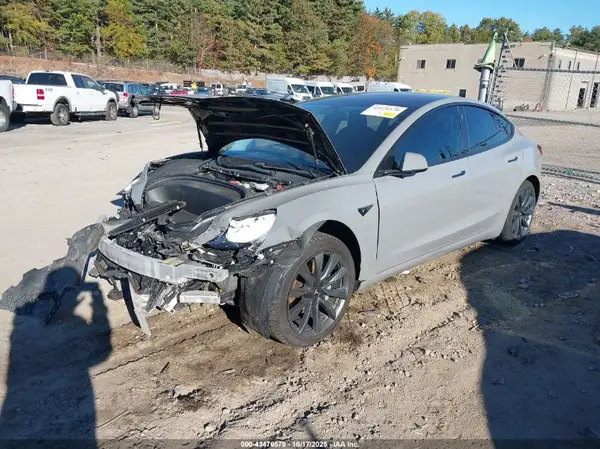 5YJ3E1EA8JF017475 2018 TESLA MODEL 3 - Image 2