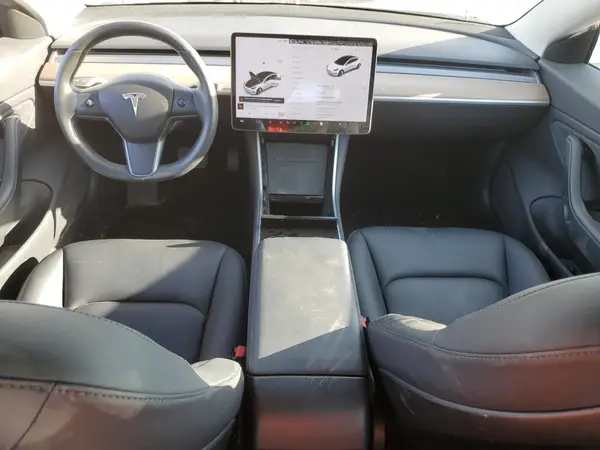 5YJ3E1EA8JF018352 2018 TESLA MODEL 3 - Image 8