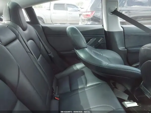 5YJ3E1EA8JF019341 2018 TESLA MODEL 3 - Image 8