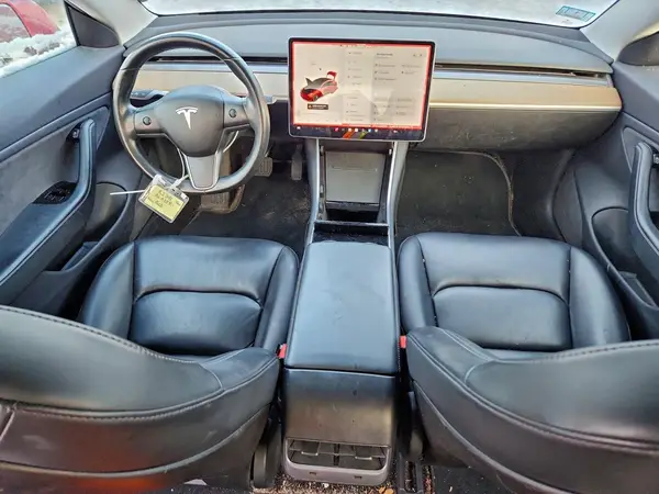 5YJ3E1EA8JF022398 2018 TESLA MODEL 3 - Image 8