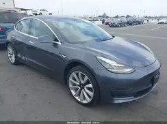 5YJ3E1EA8JF023745 2018 TESLA MODEL 3