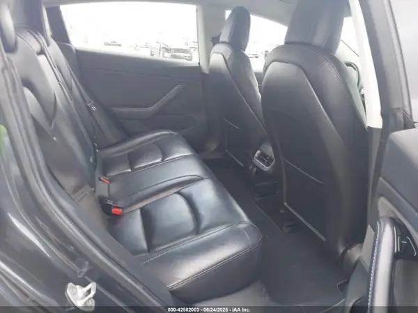 5YJ3E1EA8JF023745 2018 TESLA MODEL 3 - Image 8