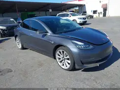 5YJ3E1EA8JF024006 2018 TESLA MODEL 3