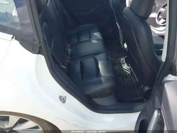 5YJ3E1EA8JF025088 2018 TESLA MODEL 3 - Image 8