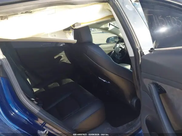 5YJ3E1EA8JF026113 2018 TESLA MODEL 3 - Image 8
