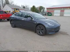 5YJ3E1EA8JF026760 2018 TESLA MODEL 3