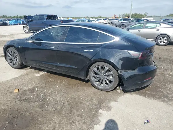 5YJ3E1EA8JF029772 2018 TESLA MODEL 3 - Image 2