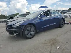 5YJ3E1EA8JF030887 2018 TESLA MODEL 3