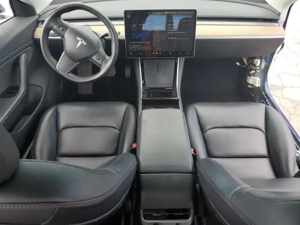 5YJ3E1EA8JF030887 2018 TESLA MODEL 3 - Image 8