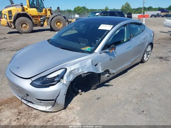 5YJ3E1EA8JF031117 2018 TESLA MODEL 3 - Image 2