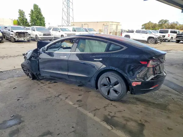5YJ3E1EA8JF031313 2018 TESLA MODEL 3 - Image 2