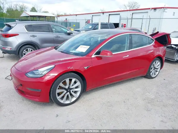 5YJ3E1EA8JF031683 2018 TESLA MODEL 3 - Image 2