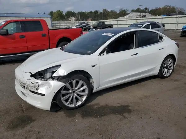 5YJ3E1EA8JF032994 2018 TESLA MODEL 3 - Image 1