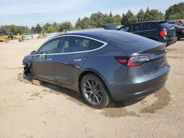 5YJ3E1EA8JF033529 2018 TESLA MODEL 3 - Image 2