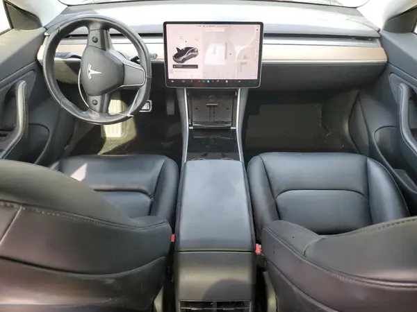 5YJ3E1EA8JF033529 2018 TESLA MODEL 3 - Image 8