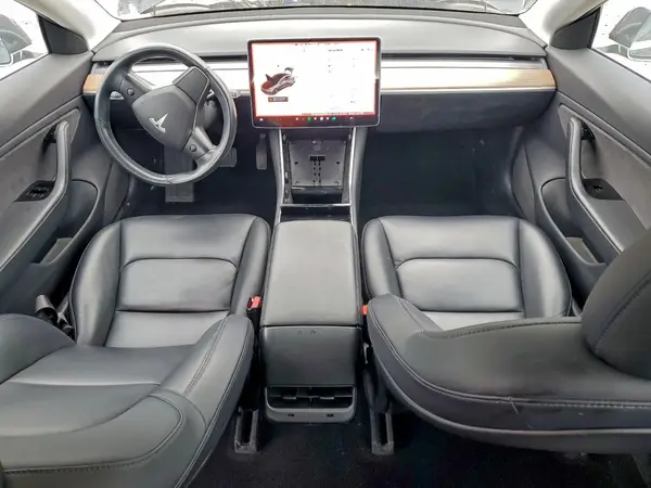 5YJ3E1EA8JF033725 2018 TESLA MODEL 3 - Image 8