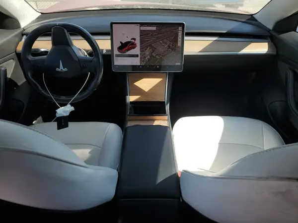 5YJ3E1EA8JF034941 2018 TESLA MODEL 3 - Image 8