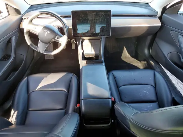 5YJ3E1EA8JF036432 2018 TESLA MODEL 3 - Image 8