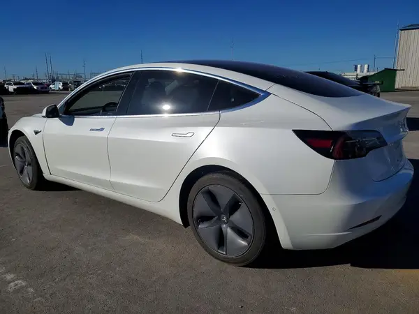5YJ3E1EA8JF039153 2018 TESLA MODEL 3 - Image 2