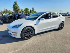 5YJ3E1EA8JF040450 2018 TESLA MODEL 3