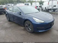 5YJ3E1EA8JF040755 2018 TESLA MODEL 3