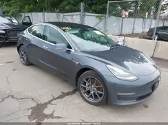 5YJ3E1EA8JF040951 2018 TESLA MODEL 3