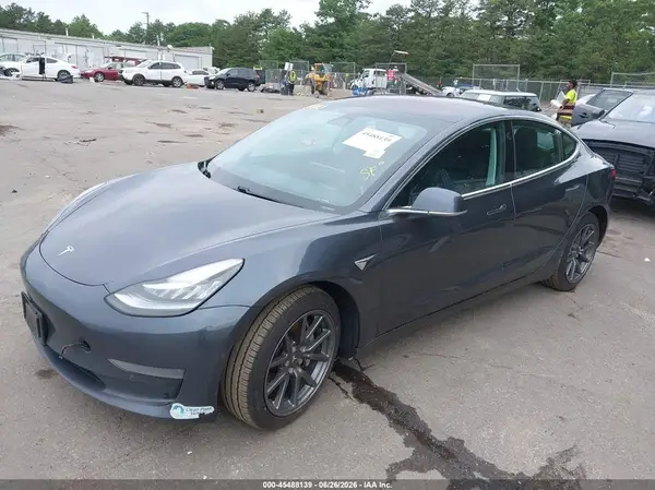5YJ3E1EA8JF040951 2018 TESLA MODEL 3 - Image 2