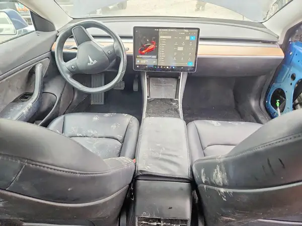 5YJ3E1EA8JF041291 2018 TESLA MODEL 3 - Image 8