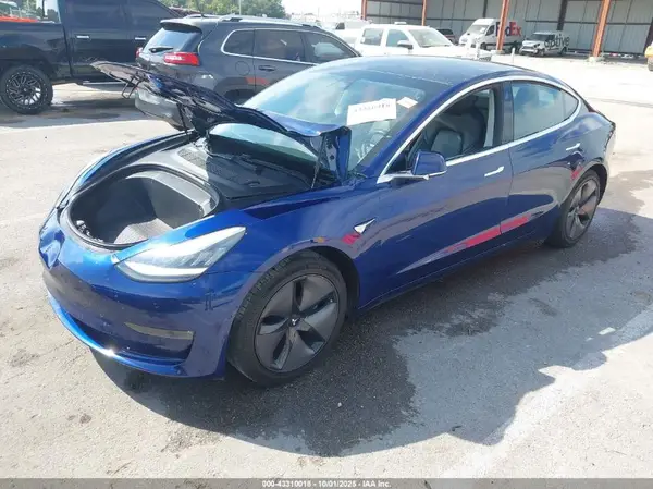 5YJ3E1EA8JF041873 2018 TESLA MODEL 3 - Image 2