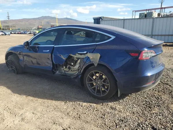5YJ3E1EA8JF041940 2018 TESLA MODEL 3 - Image 2