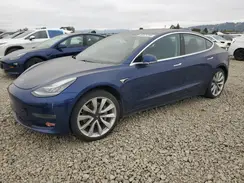 5YJ3E1EA8JF042800 2018 TESLA MODEL 3